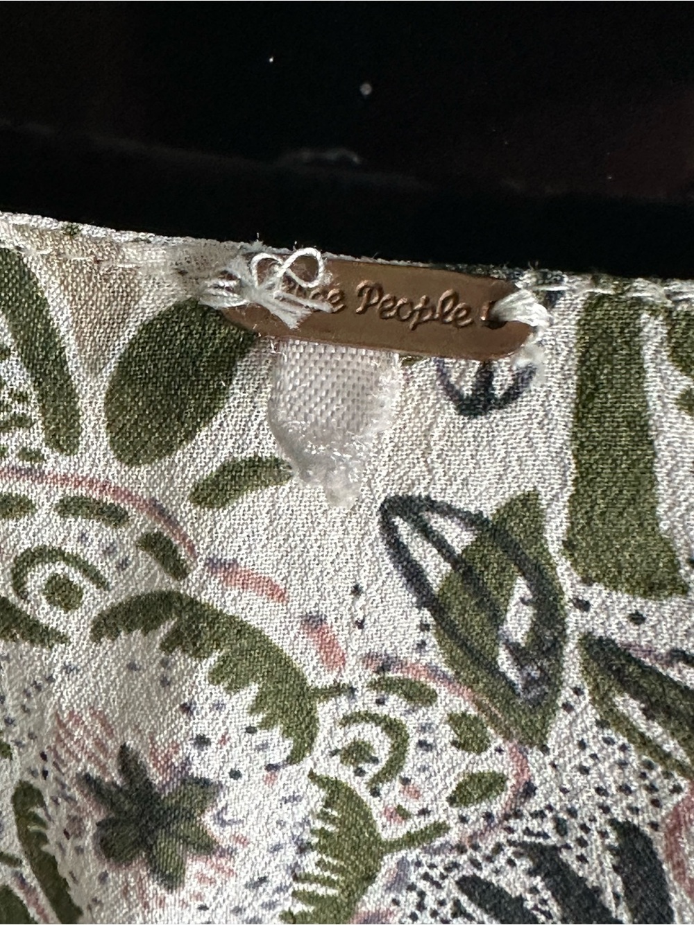 Free People Stealing Fire Floral Print Mini Dress in Cream and Green. Size Large - Picture 10 of 11